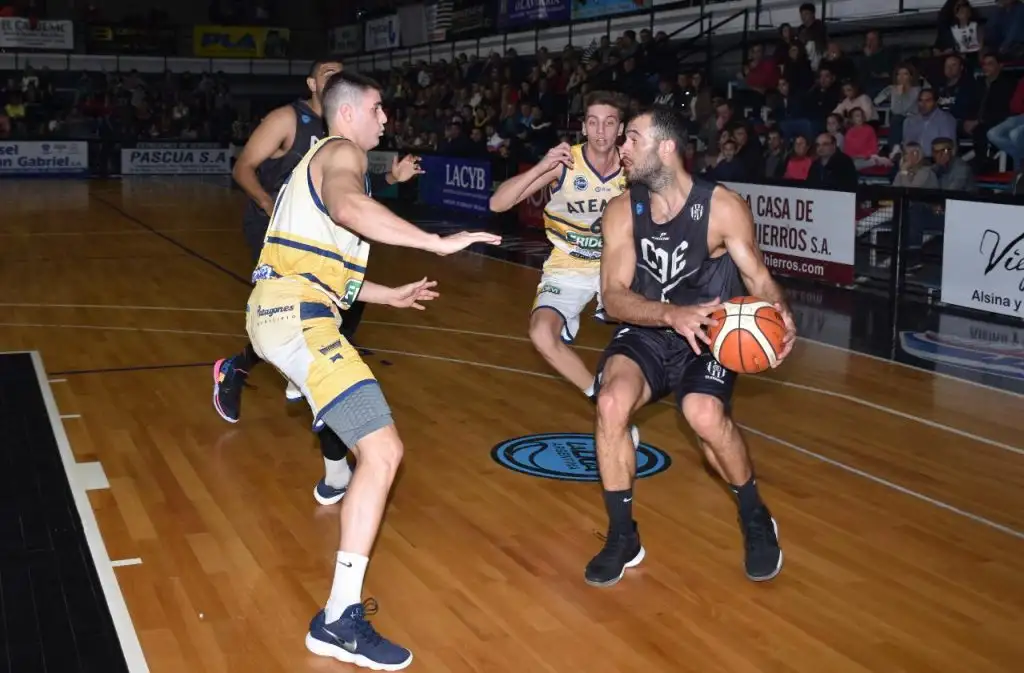 Estudiantes de Olavarría perdió su invicto de local