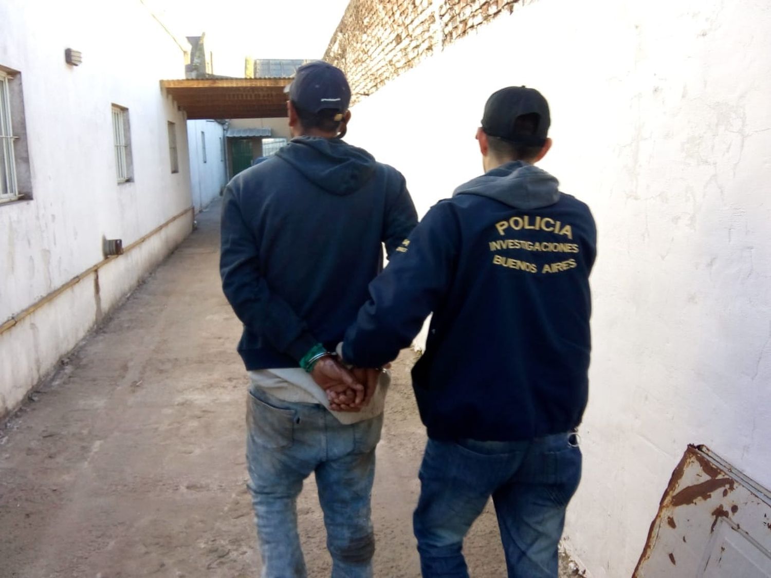 Prisión preventiva para el trío de acusados que abusó por años de dos menores