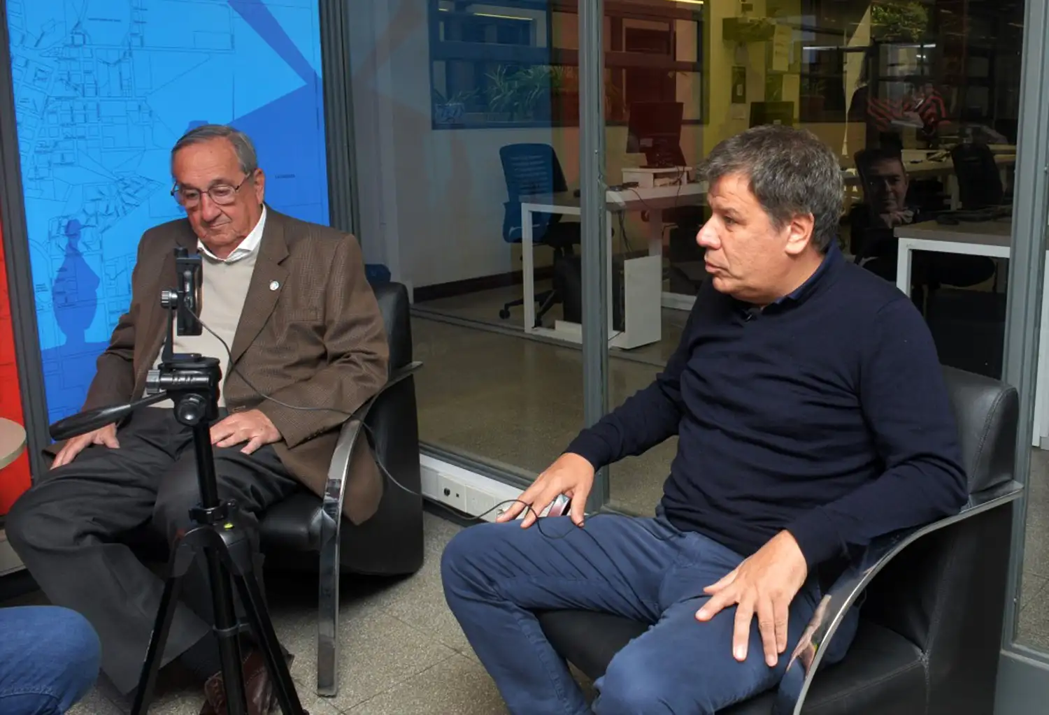 Con el Oído Agudo