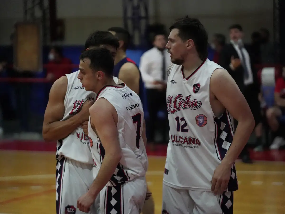 El Ceibo se metió en semifinales