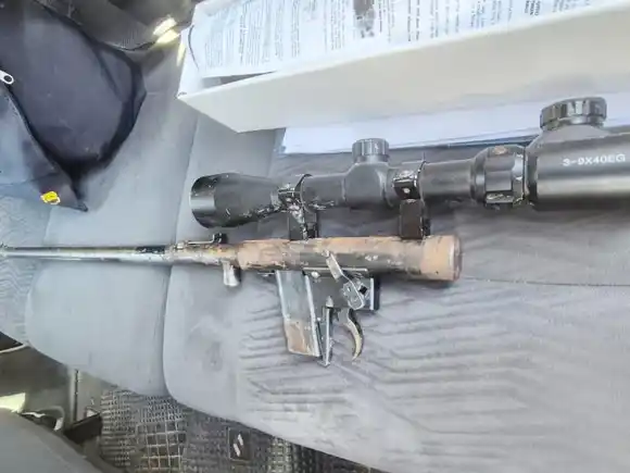 Allanamientos en el barrio 28 Puñaladas: secuestran un arma larga