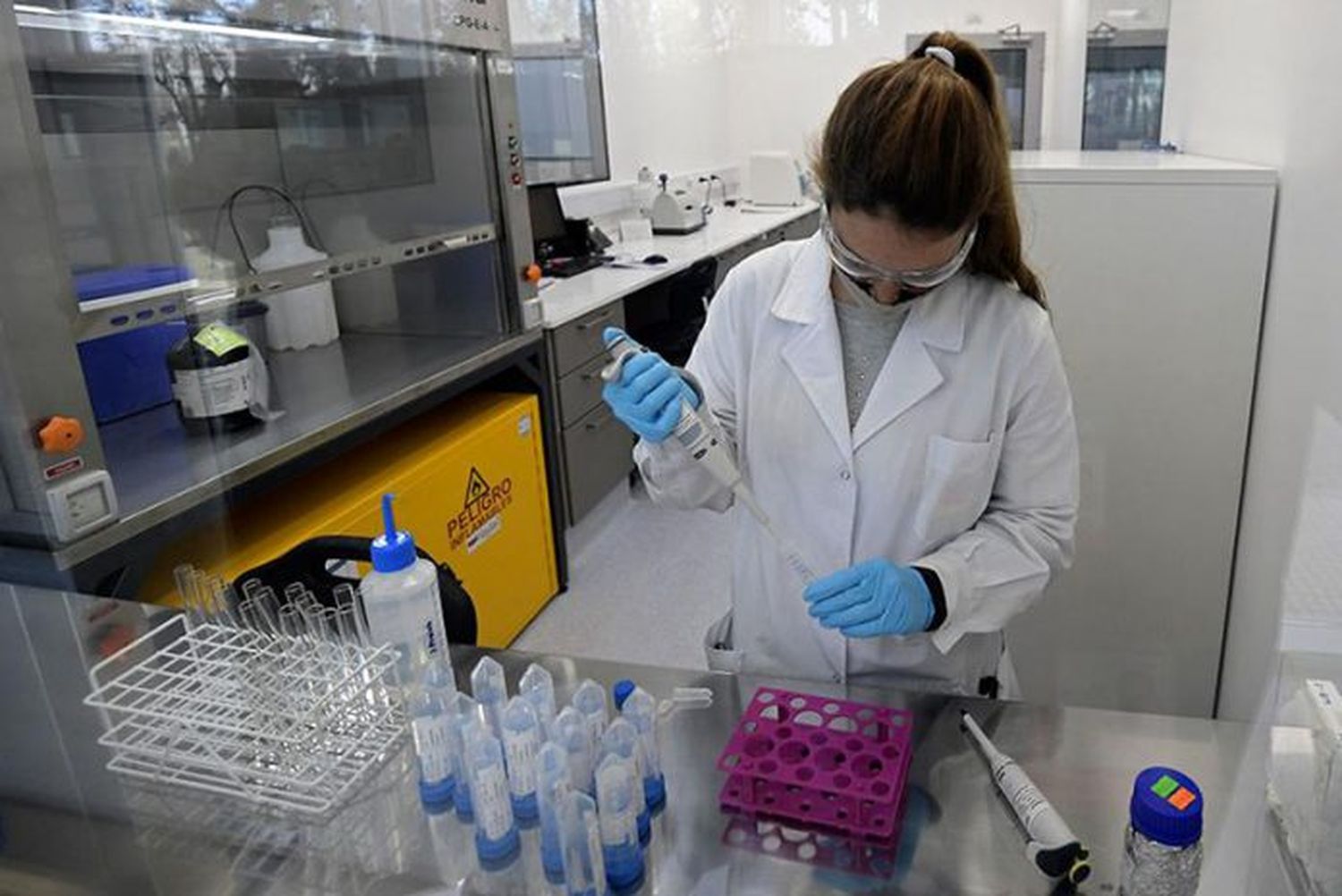 Coronavirus en la Argentina: El Gobierno anuncia la prueba de otra vacuna contra el COVID-19 desarrollada en China