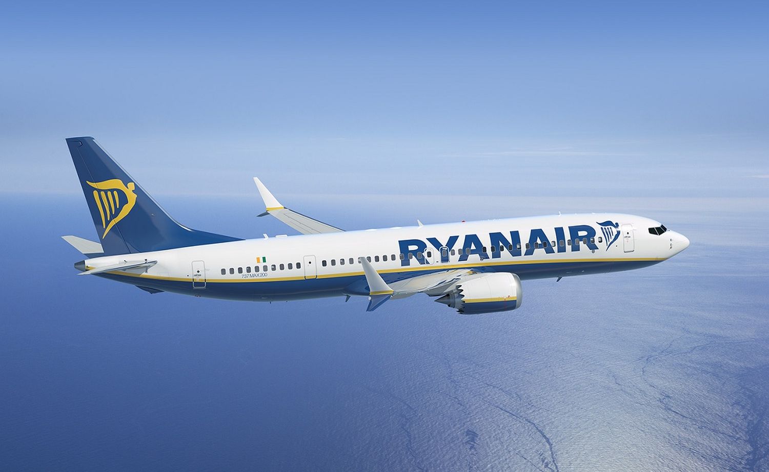 Aprovechando la oportunidad: Ryanair negociaría con Boeing ampliar su pedido de 737 MAX