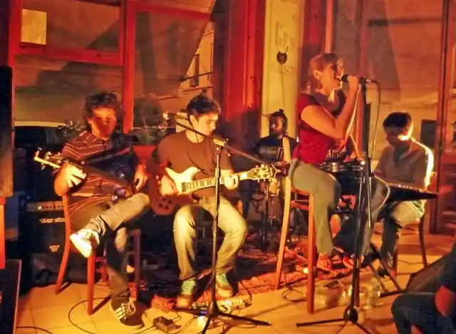 Exitosa presentación de “Chica Divito”
