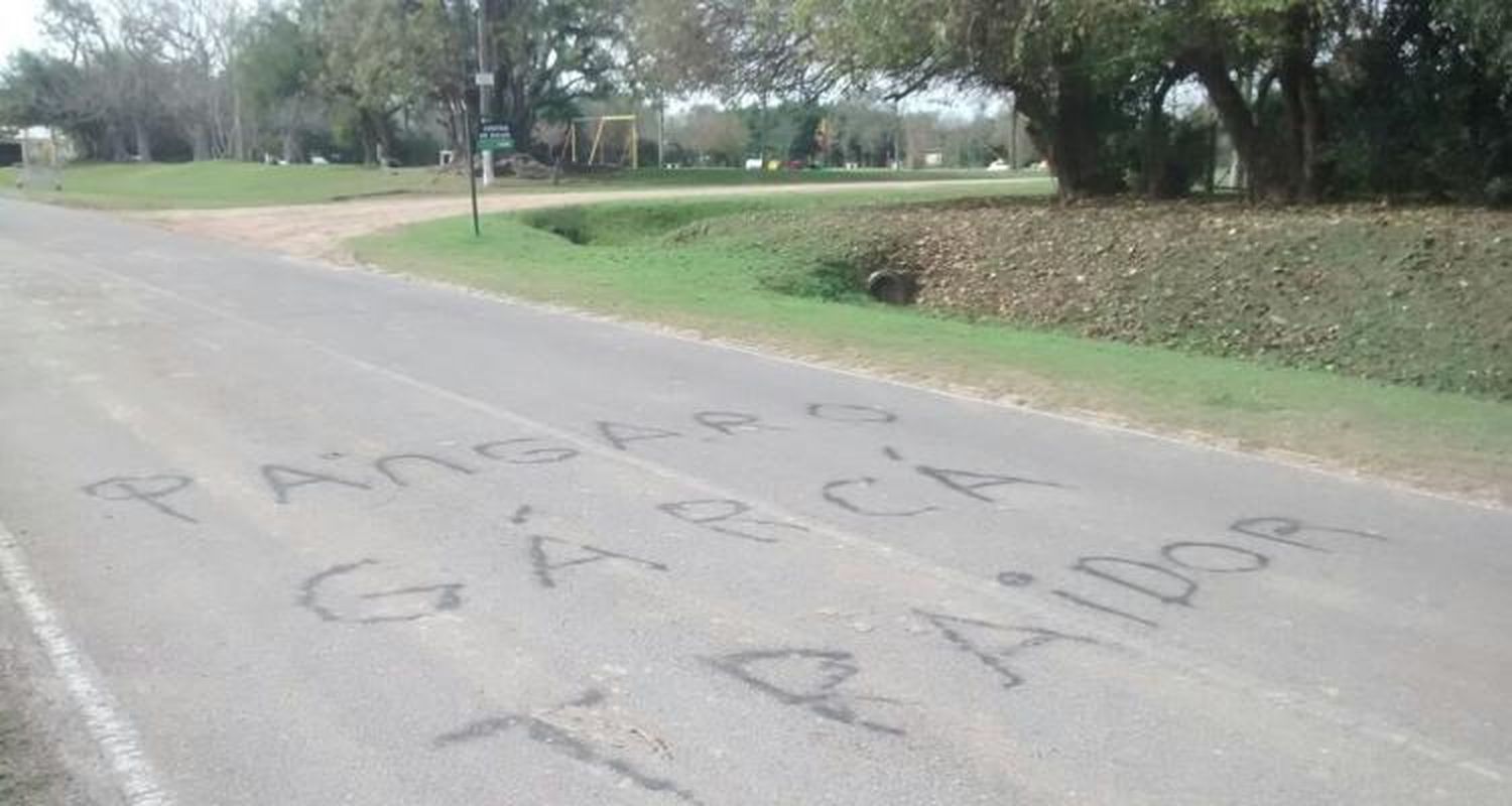 Elecciones 2015: Más pintadas contra Pángaro