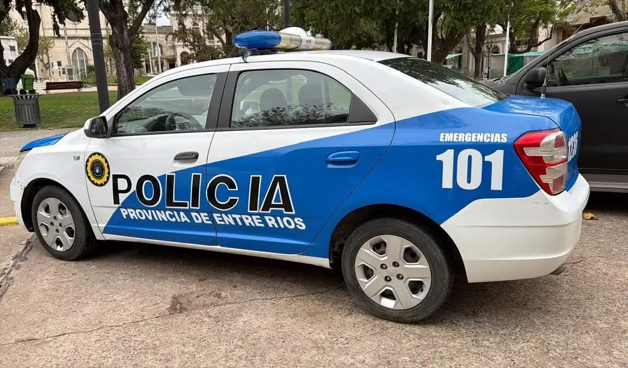 Policía