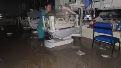 Se inundó el Hospital Penna en Bahía Blanca y debieron evacuar hasta a los bebés de Neonatología