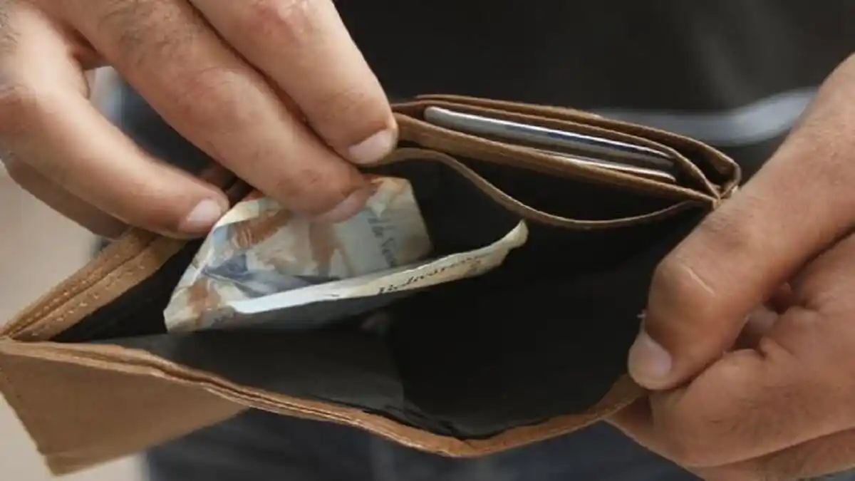 ILUSIÓN MONETARIA: lo que viven los venezolanos con sus bolsillos cada vez más vacíos