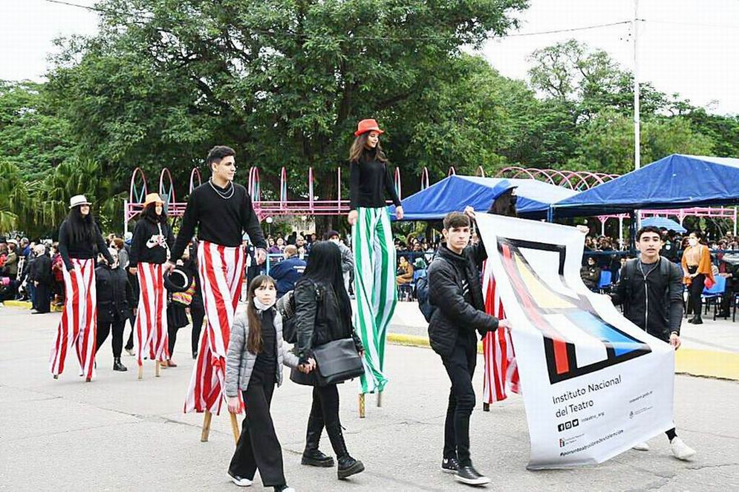 Una muchedumbre jubilosa celebró 
la fiesta de la provincialización