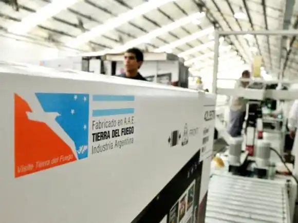 Paro total en Tierra del Fuego por la baja de aranceles que determinó el Gobierno