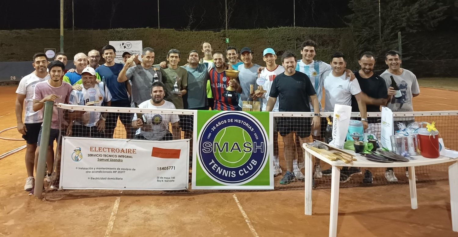 La gráfica es más que elocuente del éxito que tiene el tenis criollo en las canchas de Smash Tennis Club. En dicha institución también ya comenzó la Colonia de Verano.