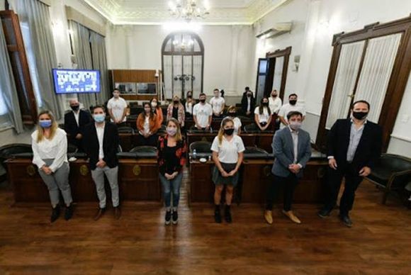 Stratta inauguró la edición 2021 del Senado Juvenil