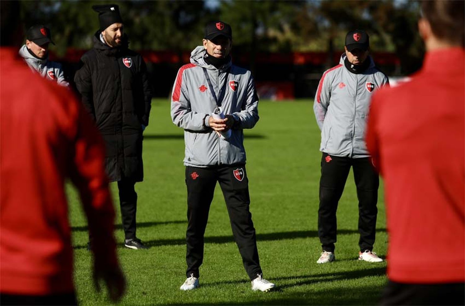 Newells debuta en la Liga Profesional y Larriera moverá el tablero para recibir a Platense