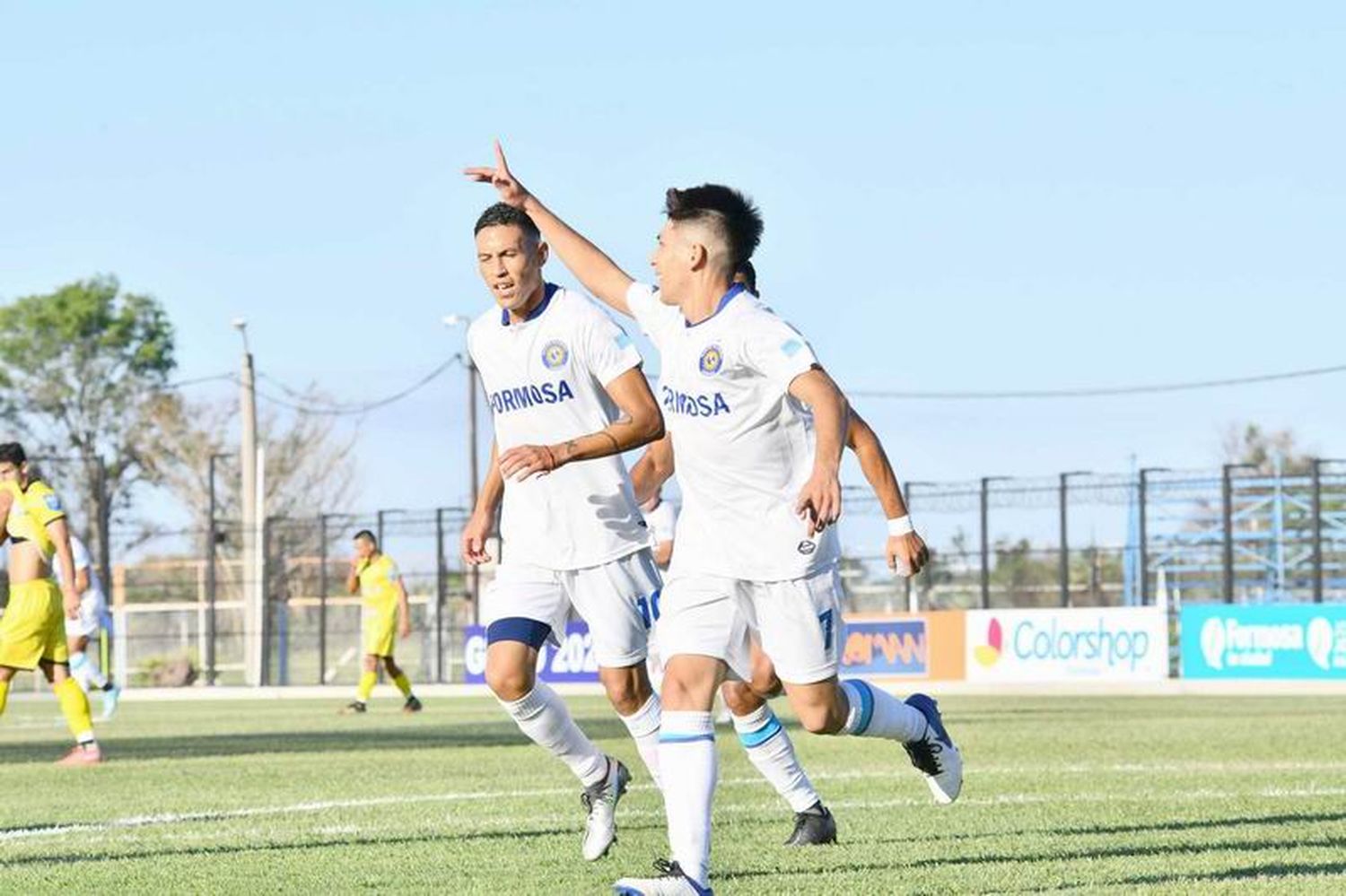 Sol de América ganó
y sigue en ascenso