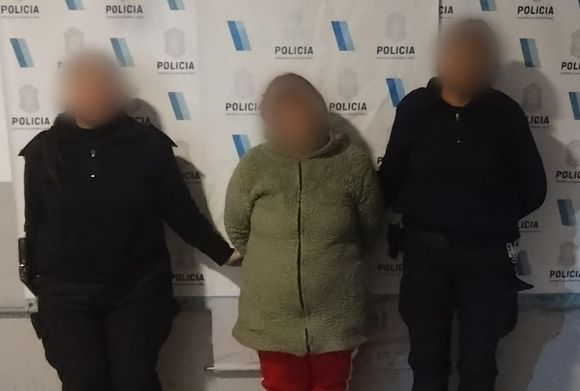 Una mujer fue agredida por su ex suegra, que se metió a su casa con un cuchillo