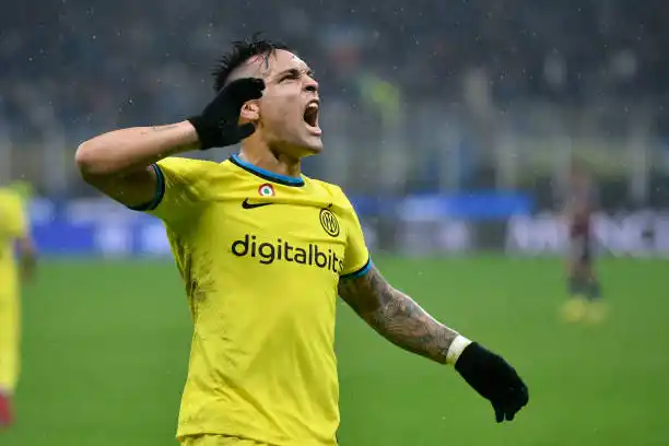 Lautaro Martínez aportó en la goleada del Inter