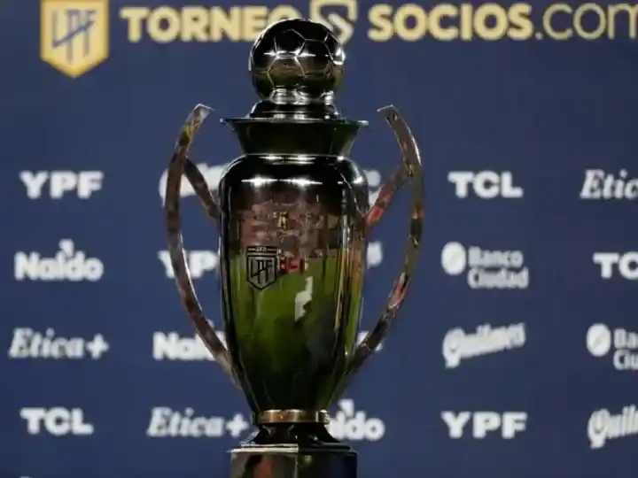 El trofeo de la LPF: el 24 de enero inicia el torneo Apertura 2026.Foto:LPF