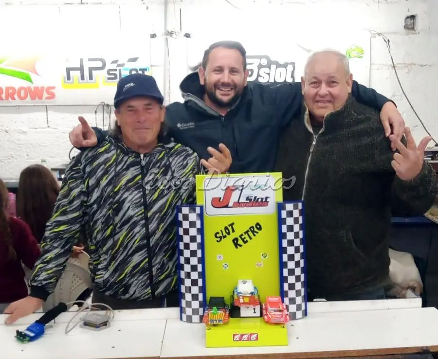 Tatin Rodríguez junto a Eduardo y Jorge Zicarelli