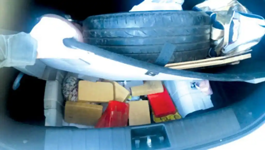 Condenaron a un excónsul que transportaba cocaína en su auto