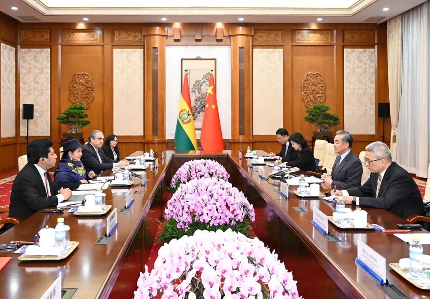 Bolivia y China estrecharon lazos y avanzaron hacia una alianza estratégica