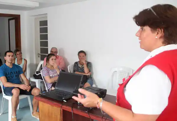 La Cruz Roja brindó el último curso del año