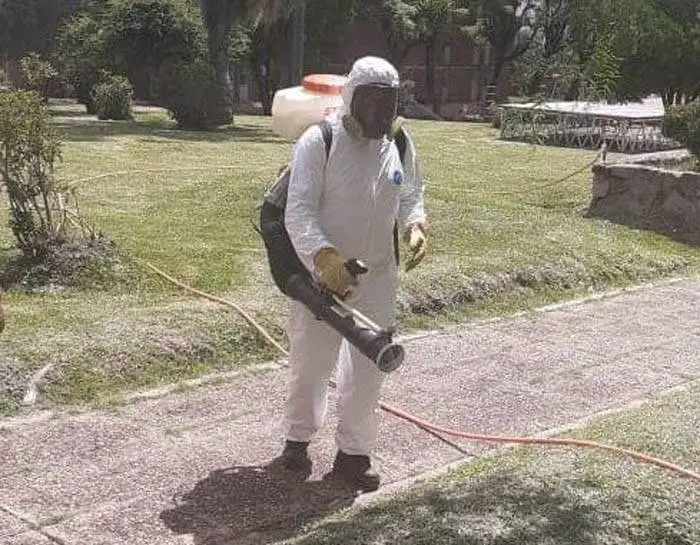 Programa de fumigación  y desinfección en  espacios públicos
