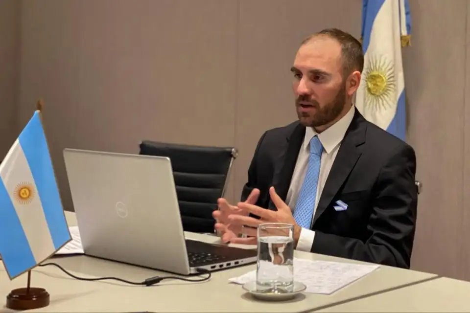 “Se pospusieron los plazos para seguir las negociaciones constructivas”, dijo Guzmán