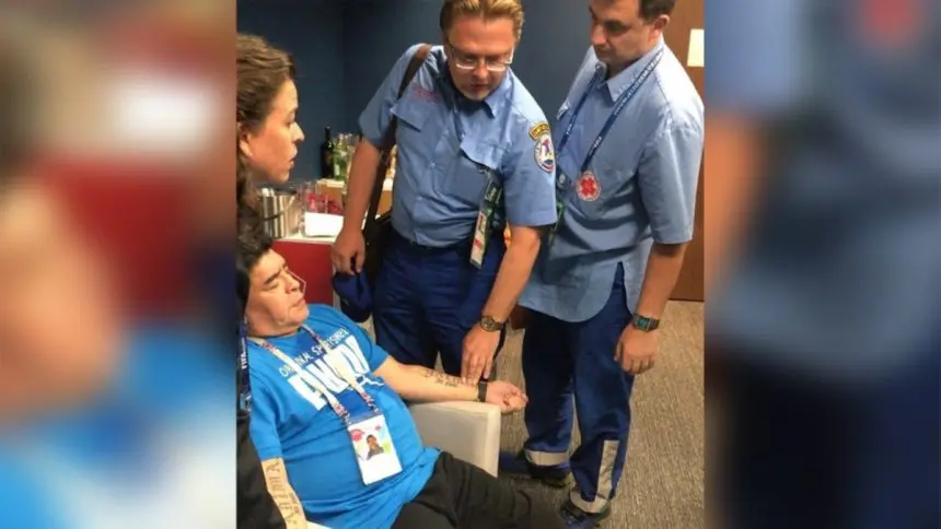 Maradona terminó en el hospital