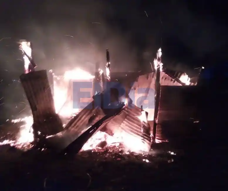 Le prendieron fuego la casa a los hermanos de Daniel, el joven asesinado en La Cuchilla