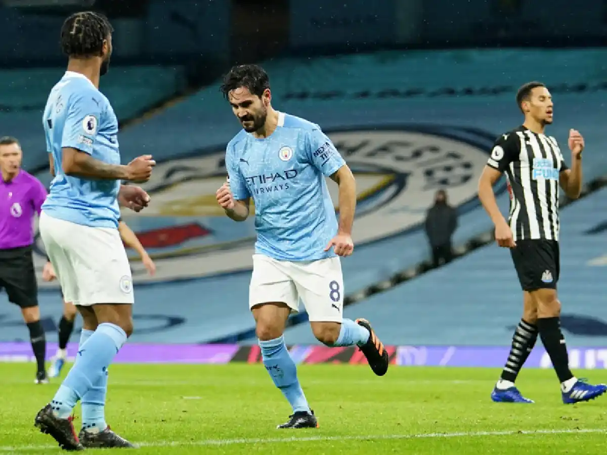 El City, con el ingreso de Agüero, le ganó a Newcastle