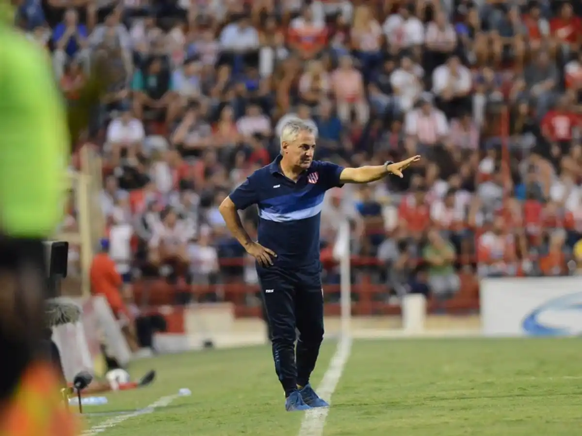 Madelón es el flamante técnico de Arsenal