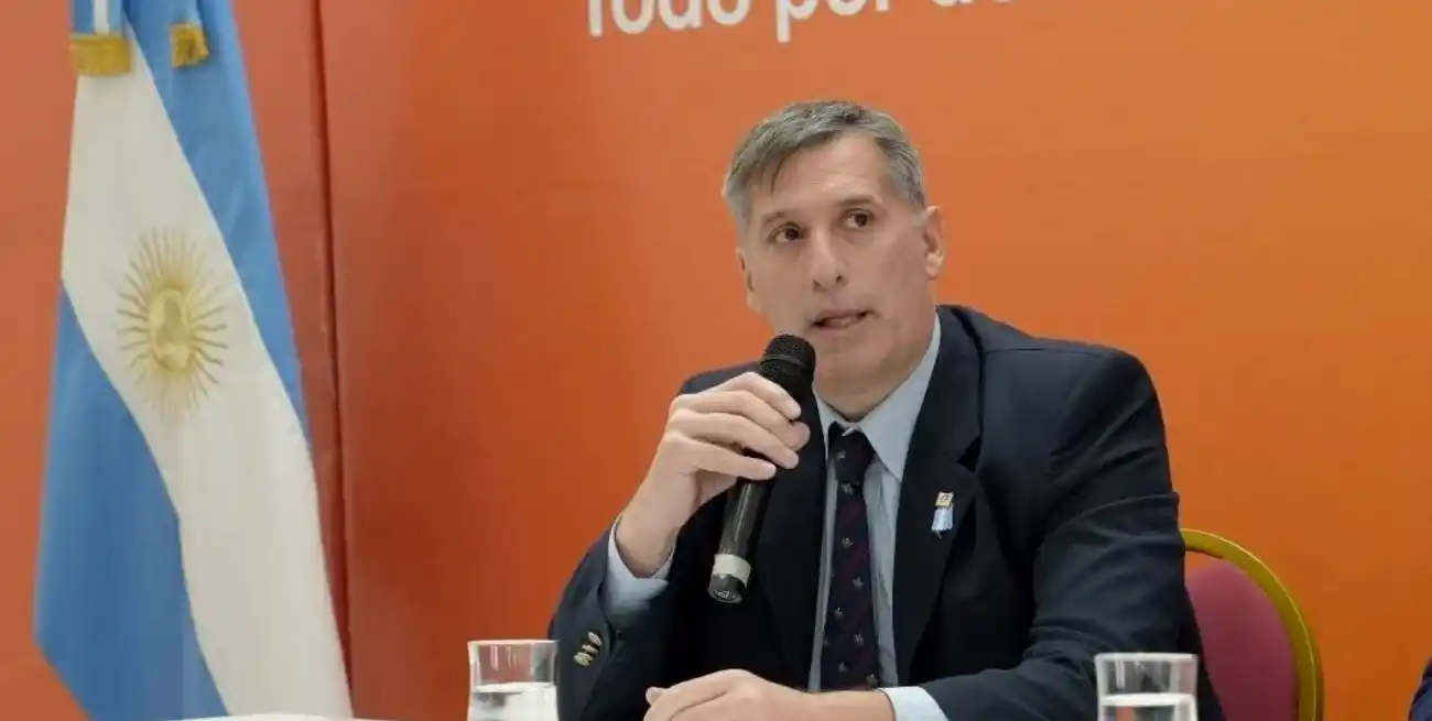 Olivares admite que la apuesta económica del gobierno nacional tiene como deuda aún la reactivación del consumo.