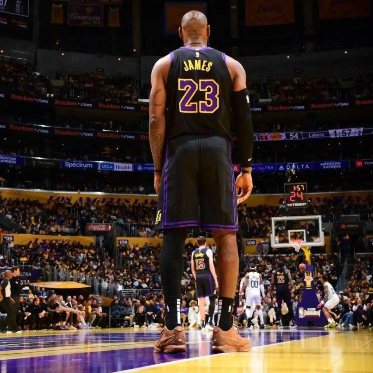 La polémica frase de un árbitro de la NBA sobre LeBron James