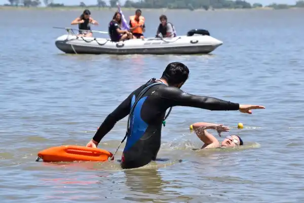Se realizará una clínica gratuita de salvamento acuático deportivo en Chascomús