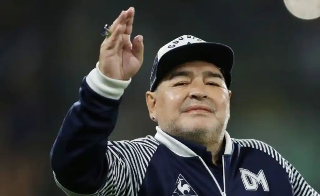 Maradona tendrá que ser operado por un coágulo en el cerebro