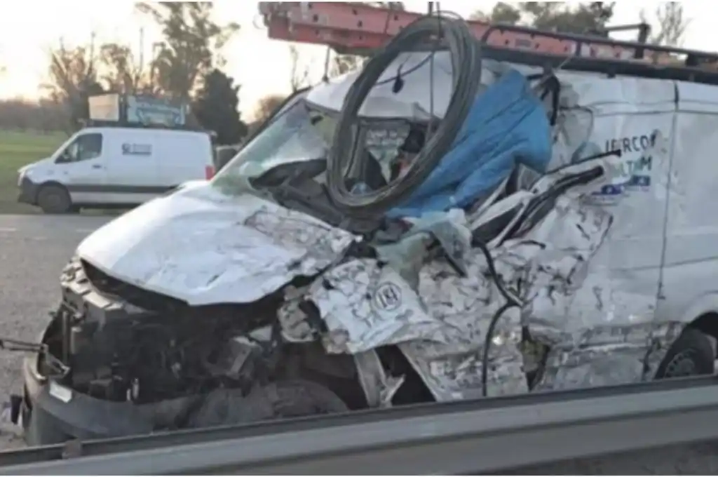 El fatal accidente ocurrió a la altura del kilómetro 19 en el Camino Buen Ayre