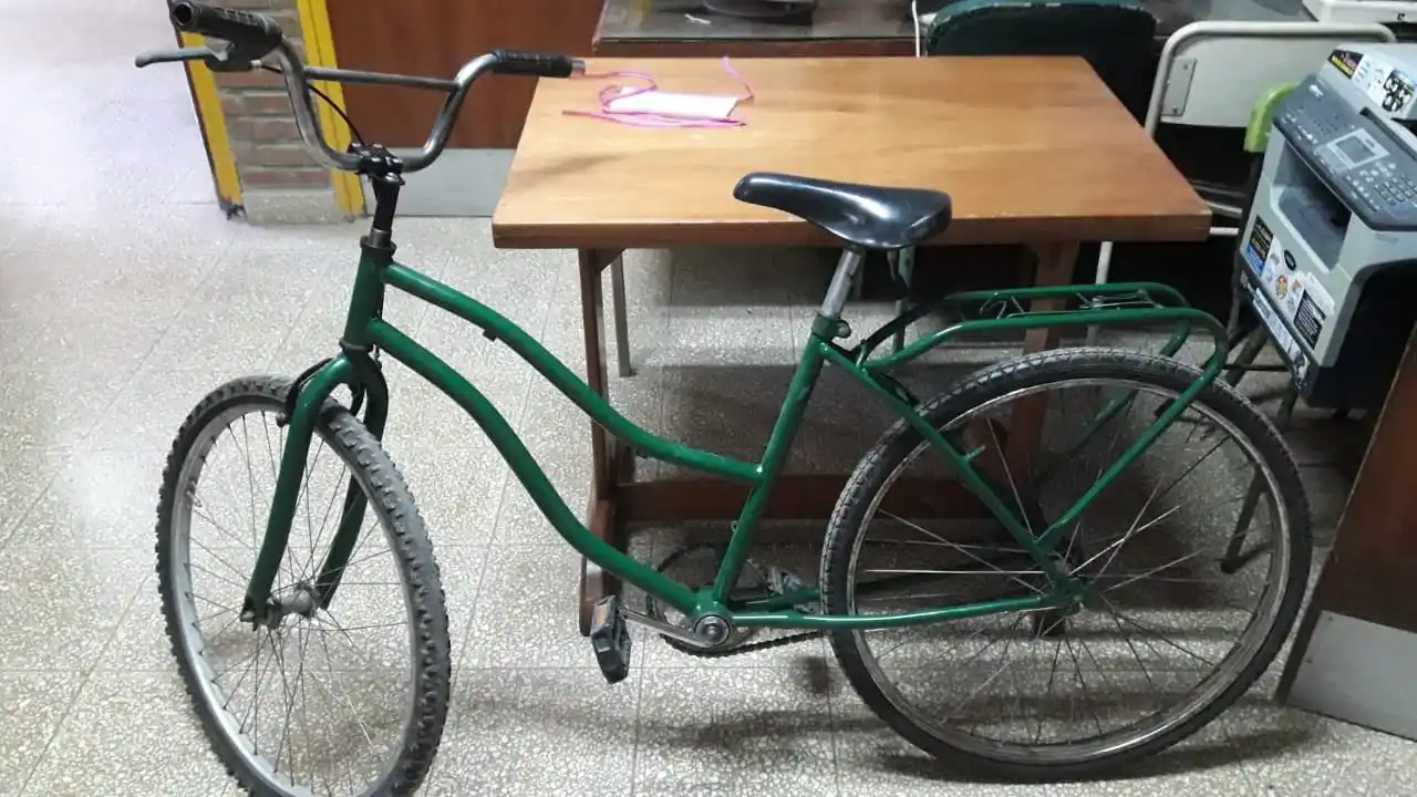 SOLICITAN PARTES DE BICICLETAS PARA CONTINUAR AYUDANDO: Alumnos de la escuela industrial llevan adelante un interesante proyecto de movilidad
