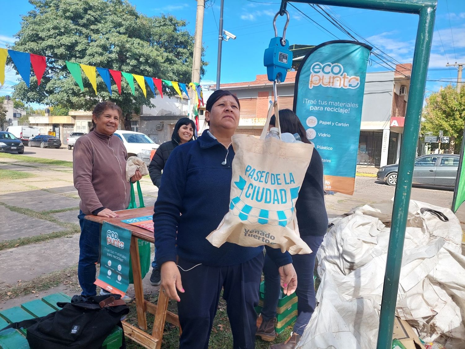 Los ecopuntos ganan terreno en los paseos feriales.