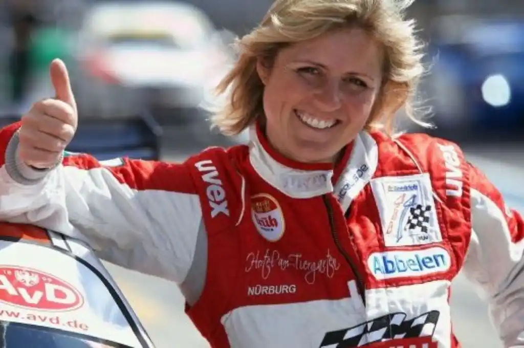 Murió Sabine Schmitz, la piloto alemana que hizo historia