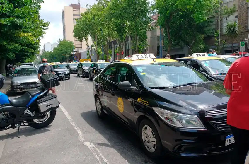 El aumento anual de la tarifa ronda el 80% indicaron desde el sector que agrupa a los taxistas.