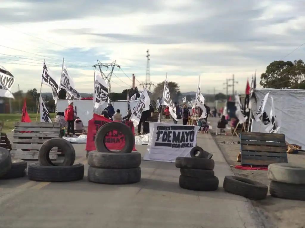 Mientras espera por la resolución de la Asamblea, el 1° de Octubre continúa con el corte
