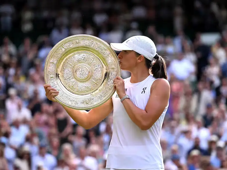 SWIATEK  WIMBLEDON