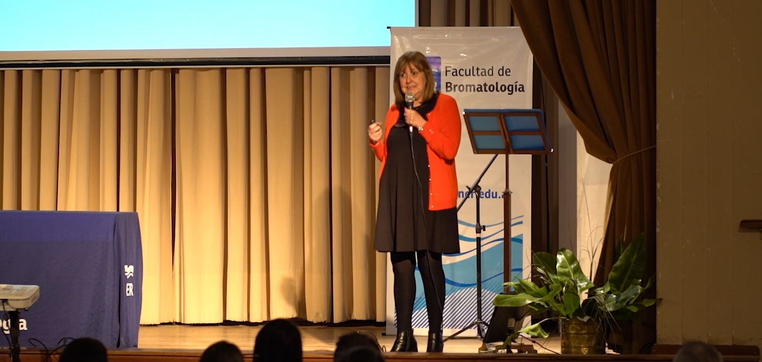 "Sea el Estado o los privados quienes asuman el costo, el producto debe ser accesible para todos los pacientes"