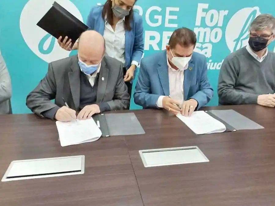 La UNaF firmó convenio para realizar
capacitaciones en derechos humanos