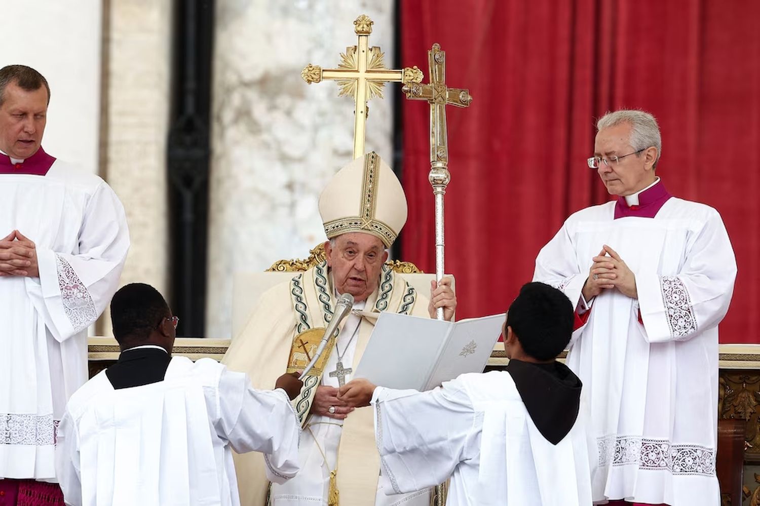 El papa Francisco proclamó 14 nuevos santos: entre ellos los “mártires de Damasco”, símbolos de la persecución cristiana