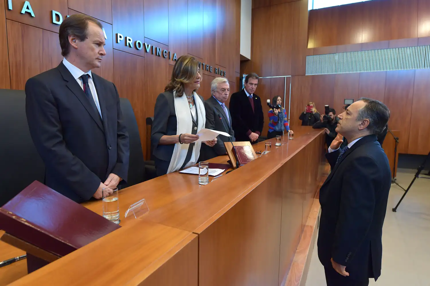 Giorgio asumió en el STJ y el Gobernador destacó la libertad de poderes que impera en la provincia