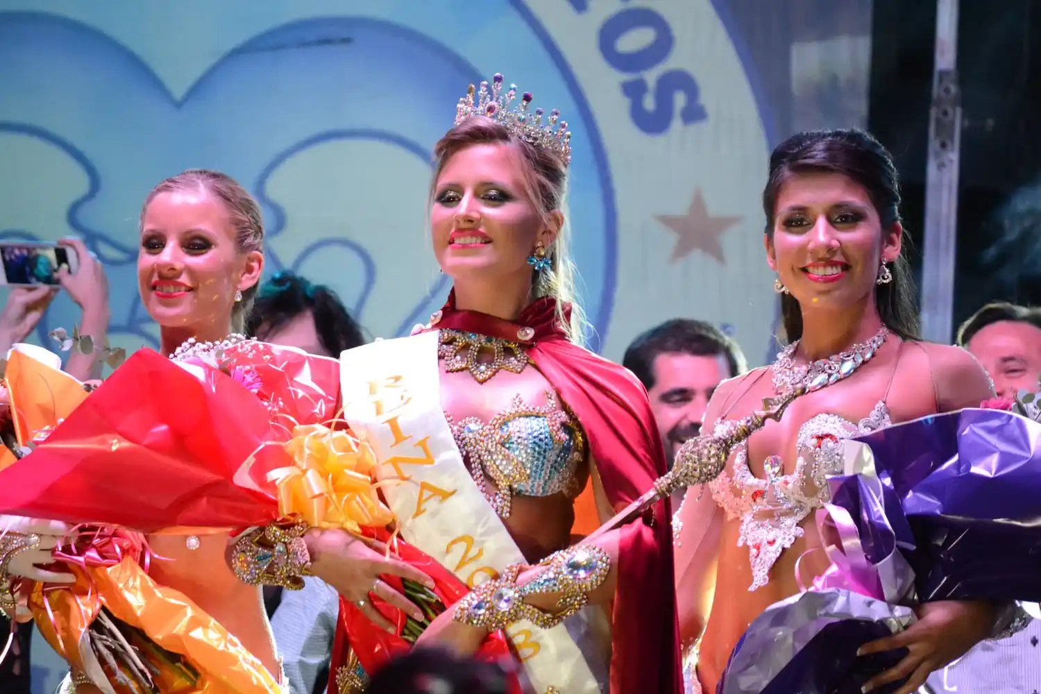 Escándalo en una comparsa: Una ex reina del Carnaval pegó el portazo y realizó un duro descargo