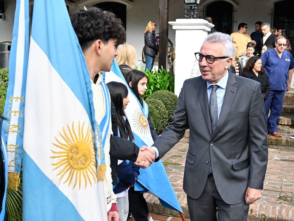 Zamora encabezó la conmemoración del Día de Tigre