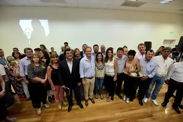 Bordet presentó un plan de viviendas con fondos provinciales