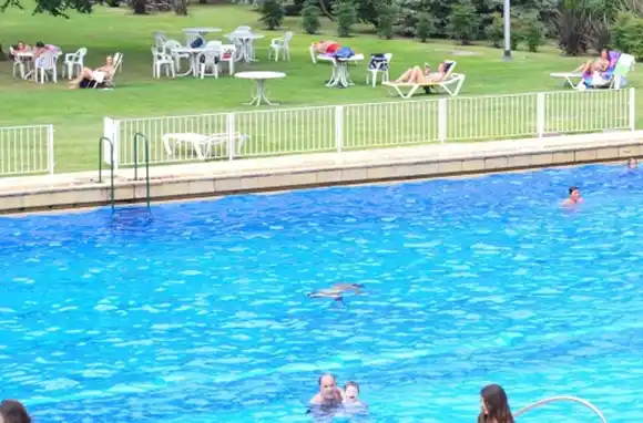 Los clubes de Rosario buscan reactivar sus actividades sociales para la llegada del verano